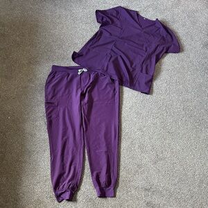 LUX Purple Scrub Set